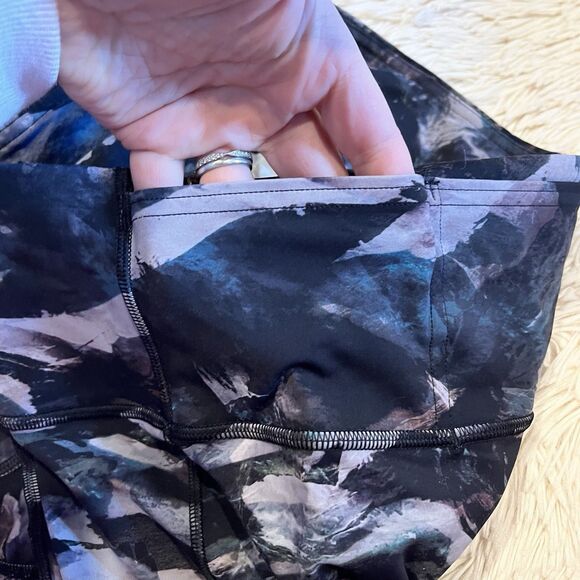 Lululemon Size 8 Fast Free Tight II 25" Non-Reflective Glacier Camo Starlight - Picture 10 of 14